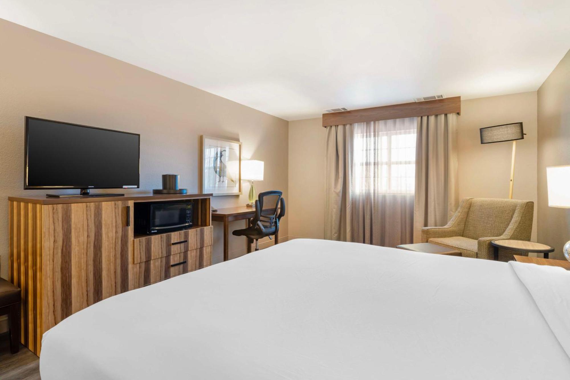 Best Western Cedar Inn & Suites Angels Camp Zewnętrze zdjęcie